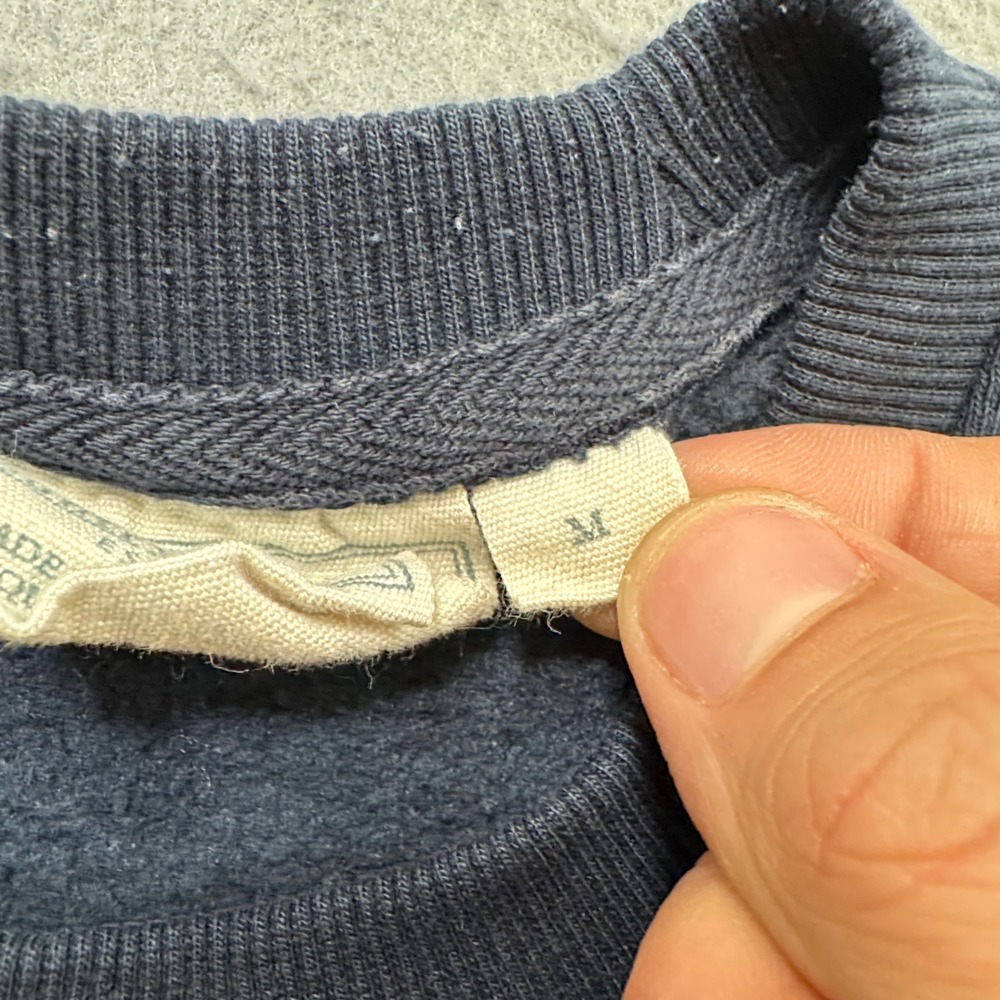 Vintage Mountain Warehouse Sweatshirt Men's Medium Navy Blue Crewneck Pullover - Picture 6 of 6